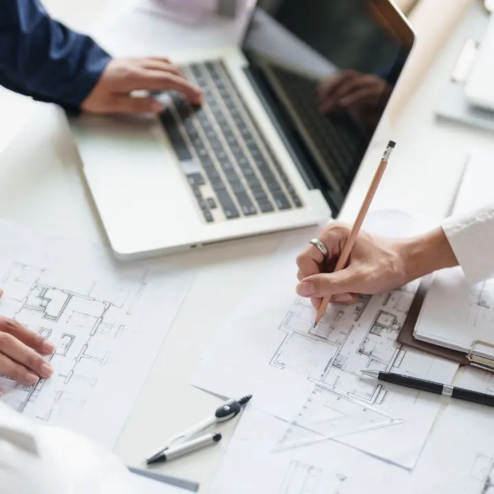 Pnrr, corsa contro il tempo: la Calabria è un caso nazionale tra fondi fermi e cantieri in ritardo\n