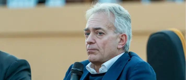 Gianluca Gallo guarda al futuro del vino in Calabria: «Racconta la parte più vera della nostra terra. Cresciamo mentre l’Europa arretra»\n