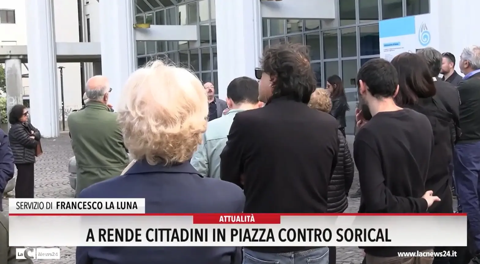 A Rende cittadini in piazza contro Sorical