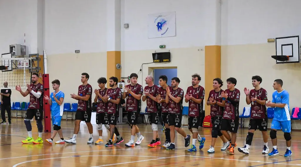 Volley, la Dhelios Reggio Calabria cede in casa contro la concretezza della Lamezia\n