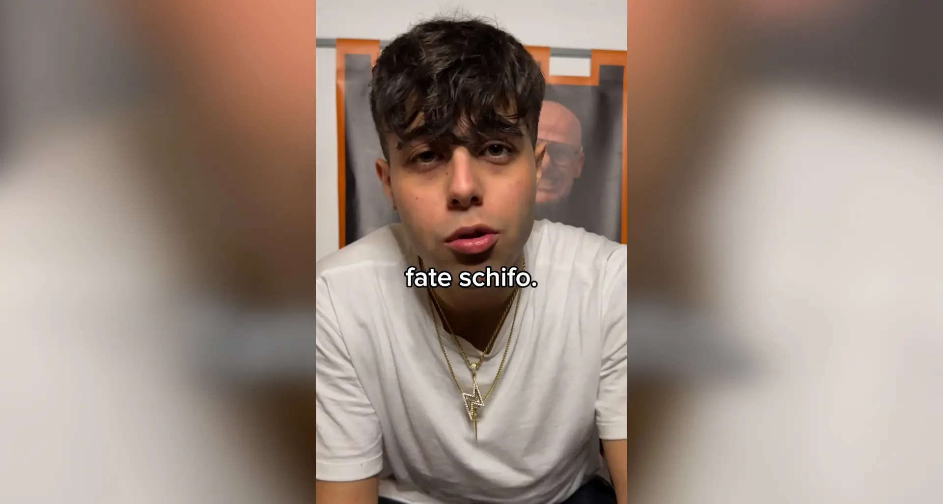 Lo sfogo dello streamer cosentino Saetta: «Mio fratello bullizzato fra i banchi di scuola» | VIDEO