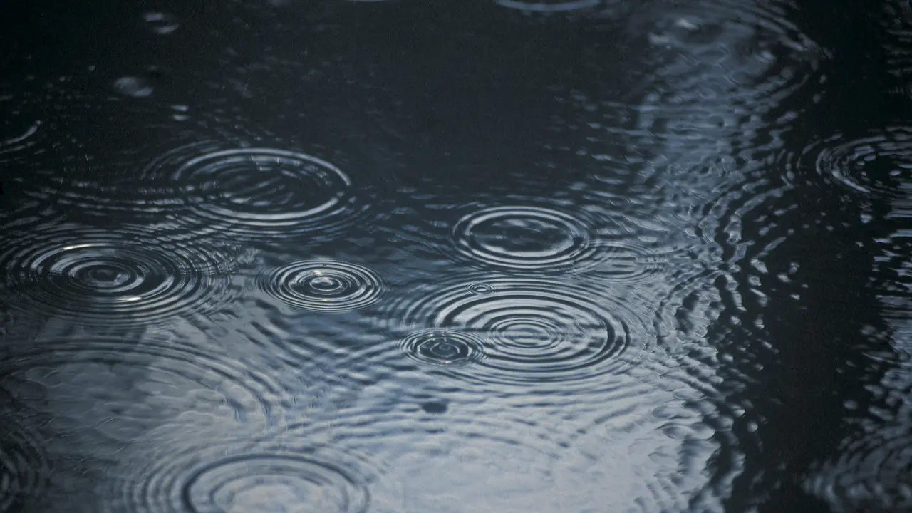 Meteo Vibonese, dopo una domenica d’agosto in pieno autunno tornano pioggia e nuvole\n