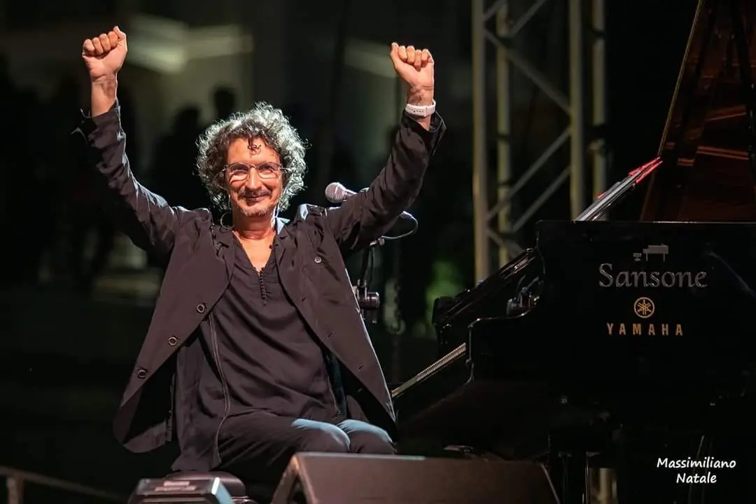 Cosenza, Sergio Cammariere inaugura la 40esima\u00A0edizione di “Fatti di Musica” al Teatro Rendano\n
