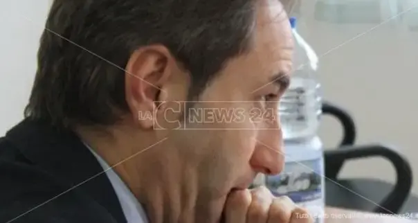 Elezioni provinciali di Cosenza, Di Natale: «Succurro rassegni subito le dimissioni»