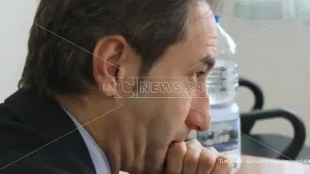 Elezioni provinciali di Cosenza, Di Natale: «Succurro rassegni subito le dimissioni»