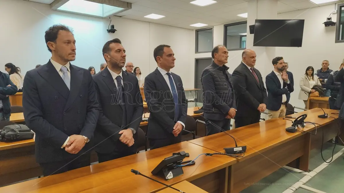 La Calabria ha i suoi primi consiglieri regionali ufficiali: proclamati 5 eletti nella Circoscrizione Sud\n