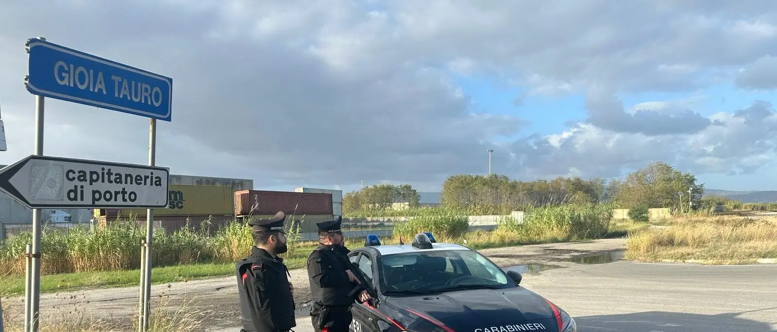 Gioia Tauro, rapina armata all’Ufficio Postale: arrestato in flagranza dai Carabinieri\n
