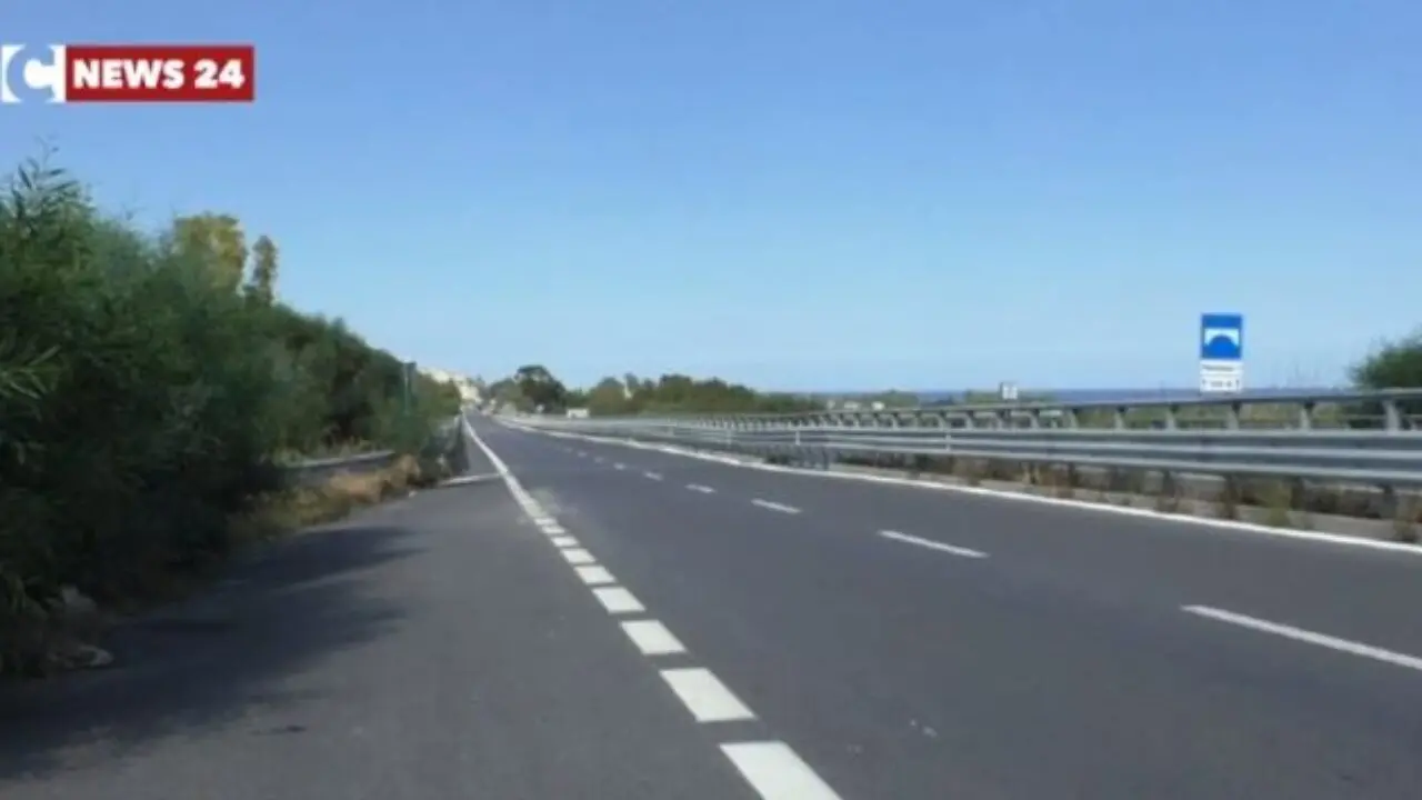 Legge di bilancio, Falcomatà: «Il taglio di 50 milioni per la SS106 rivela il disegno di un Governo nemico del Sud e della Calabria»\n