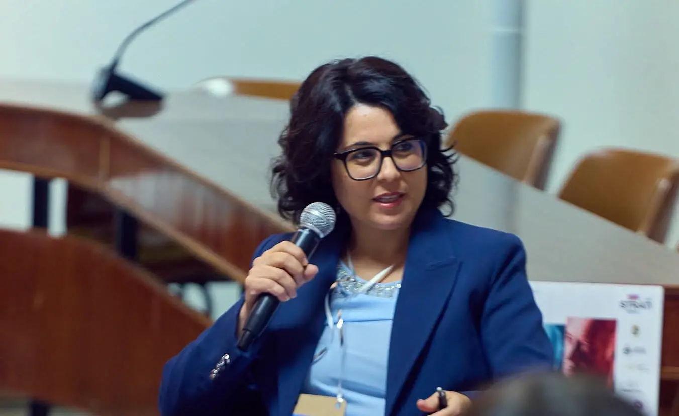 Impegno e speranza, i semi di Margherita Festa germogliano nella scuola di domani: «Ho scelto io questa sede, lo studio è emancipazione e riscatto»\n