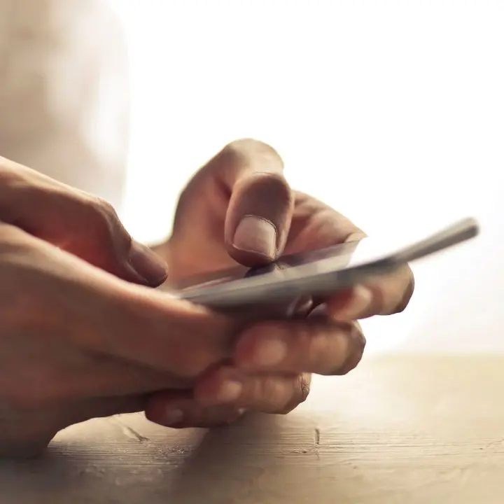 Tariffe telefoniche, Forza Italia apre ai rincari automatici e alla disdetta non gratuita