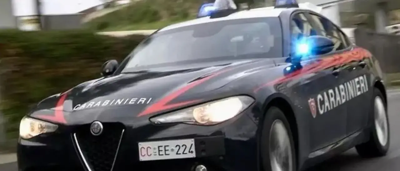 Droga e armi nell’area urbana di Cosenza: la nuova indagine sui traffici illeciti\n