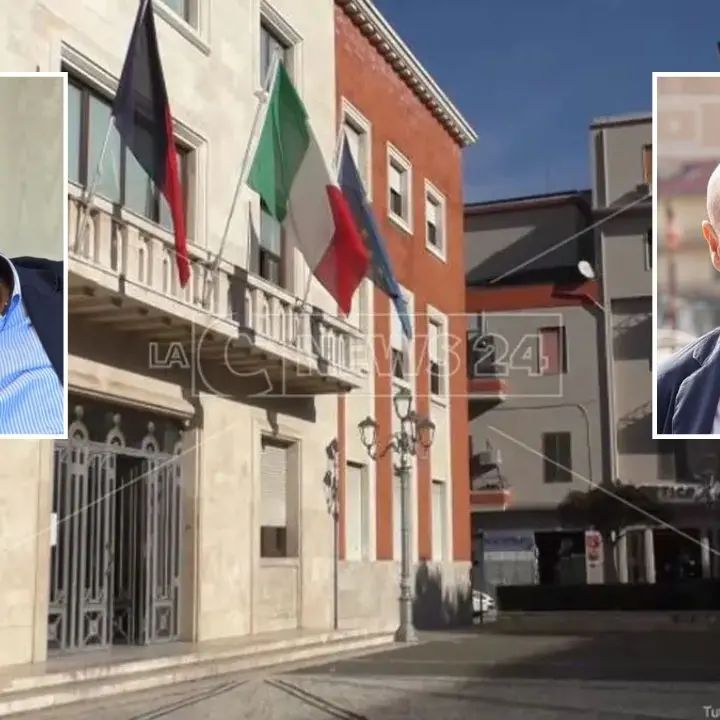 «Voce mi ha preso a pugni»: consigliere comunale denuncia il sindaco di Crotone per aggressione durante una riunione