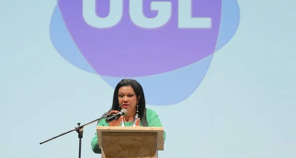 Liceo di Genova assaltato e imbrattato con svastiche, Cuzzupi (Ugl Scuola): «Fatto gravissimo, serve una riflessione seria»\n