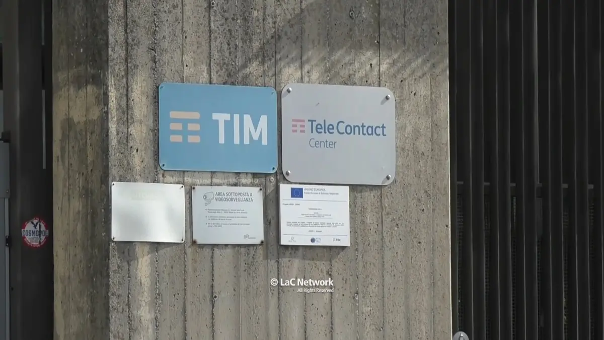 Telecontact, Tim avvia la cessione:\u00A0«Apre scenari devastanti, 500 lavoratori spostati in una scatola vuota»\n