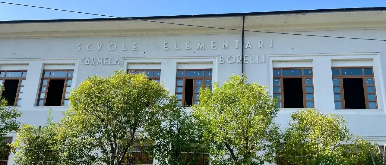 Bullismo in una scuola di Cosenza, la replica dell’istituto: «Denunceremo»