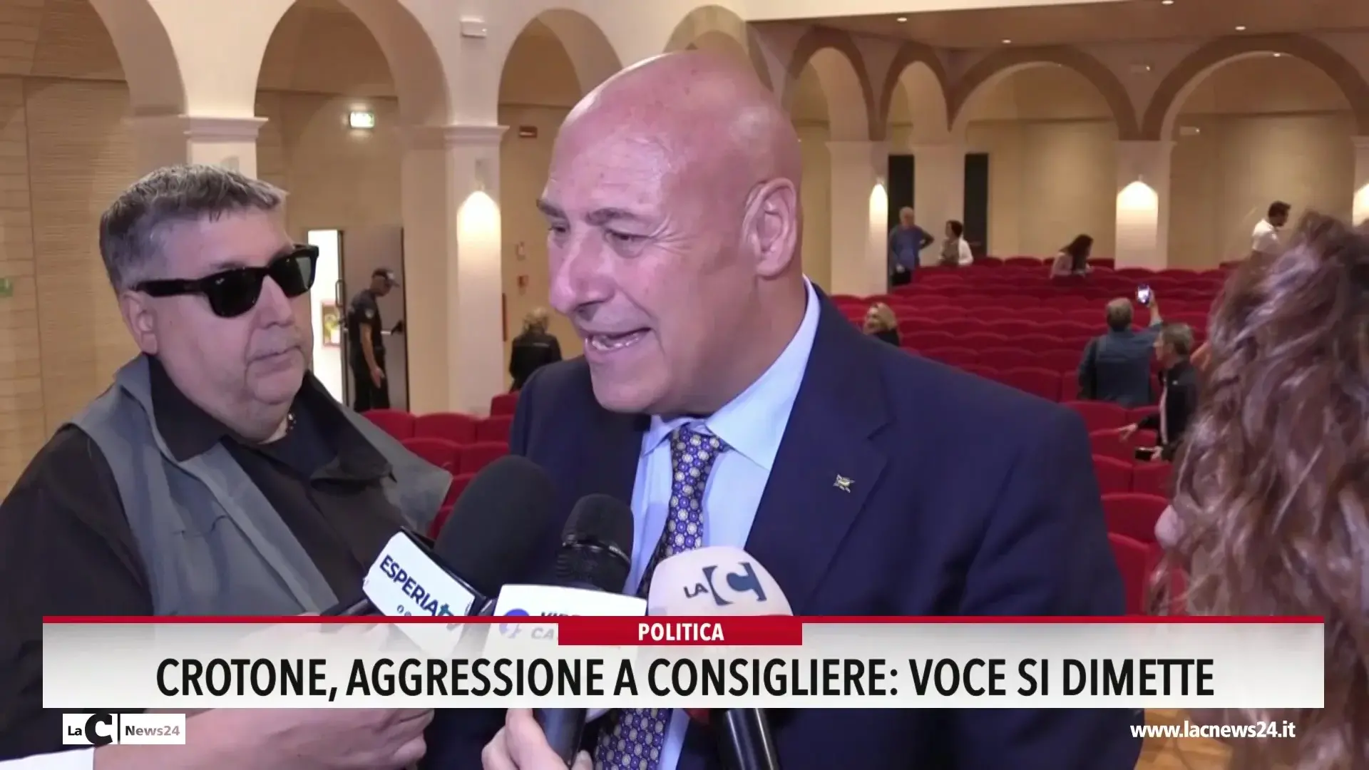 Crotone, aggressione a consigliere: Voce si dimette