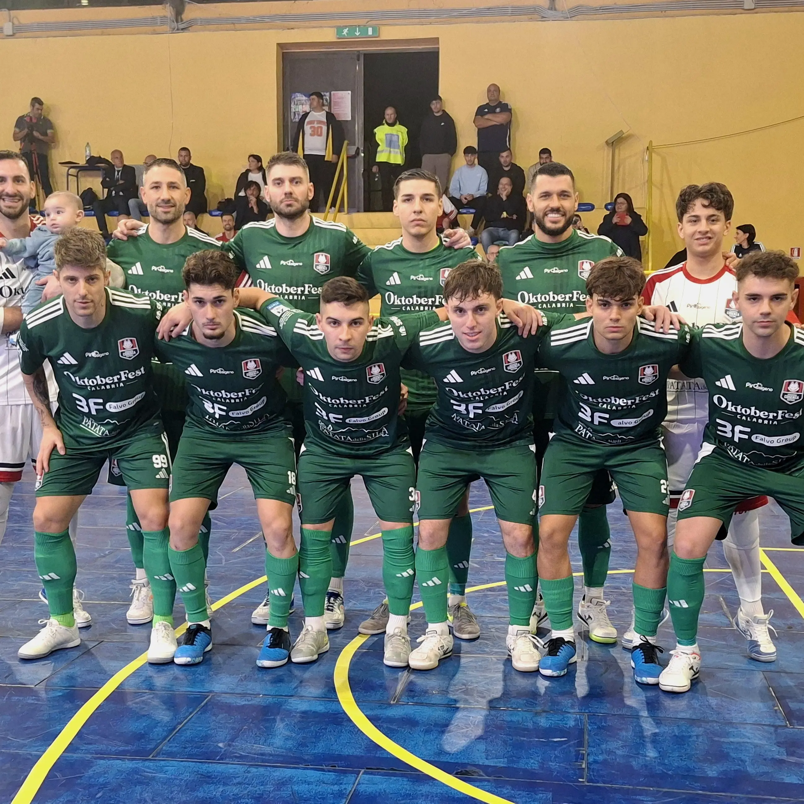 Futsal, la Pirossigeno Cosenza si prende il derby e vola ai sedicesimi di Coppa Divisione: Futura battuta 3-1\n
