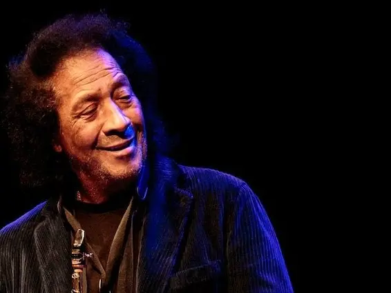 Addio a James Senese, il sax che ha raccontato Napoli