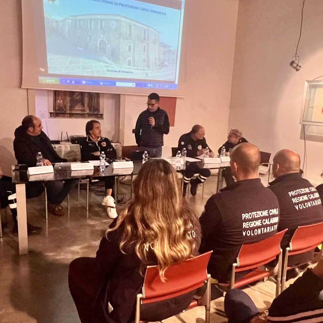 Zumpano, presentato il nuovo Piano Comunale di Protezione Civile: partecipazione e visione condivisa per la sicurezza del territorio