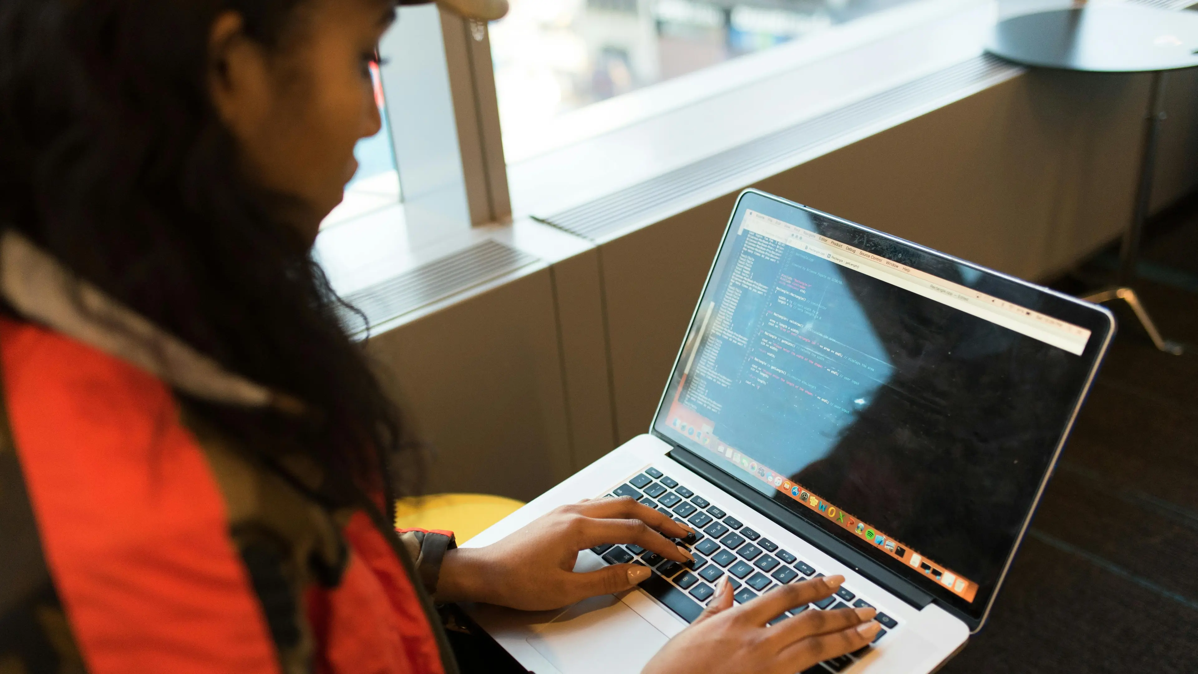 <p>Il Piano Mattei vede coinvolti 14 Paesi africani. In dieci anni sono previsti investimenti per un valore di 5,5 miliardi di euro</p>\\n