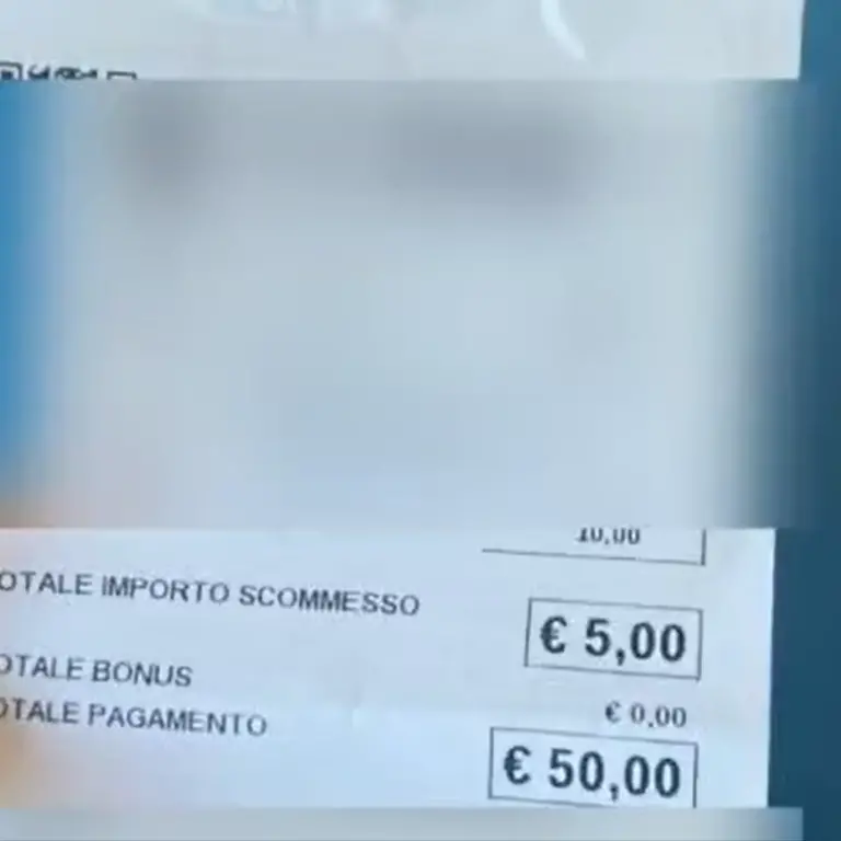 Partite truccate, arbitro di Reggio Calabria ai domiciliari con altre 4 persone:\u00A0fino a 10mila euro per aggiustare i risultati