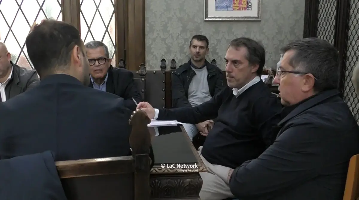 Telecontact, incontro con i sindacati in Comune: «Politica può svolgere ruolo importante per i 500 lavoratori a rischio»