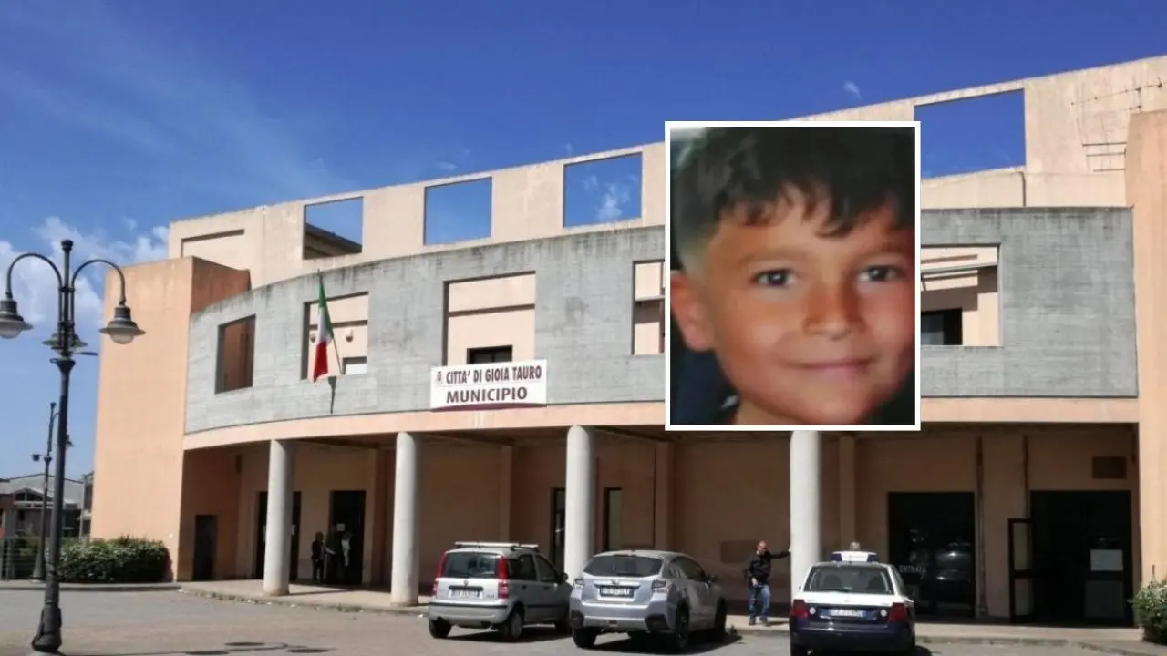 L’addio al piccolo Nicodemo unisce Gioia Tauro: il 31 ottobre la città osserva il lutto\n