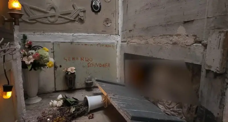 Corigliano Rossano, shock nella chiesa del Purgatorio: tra rifiuti, calcinacci e resti umani