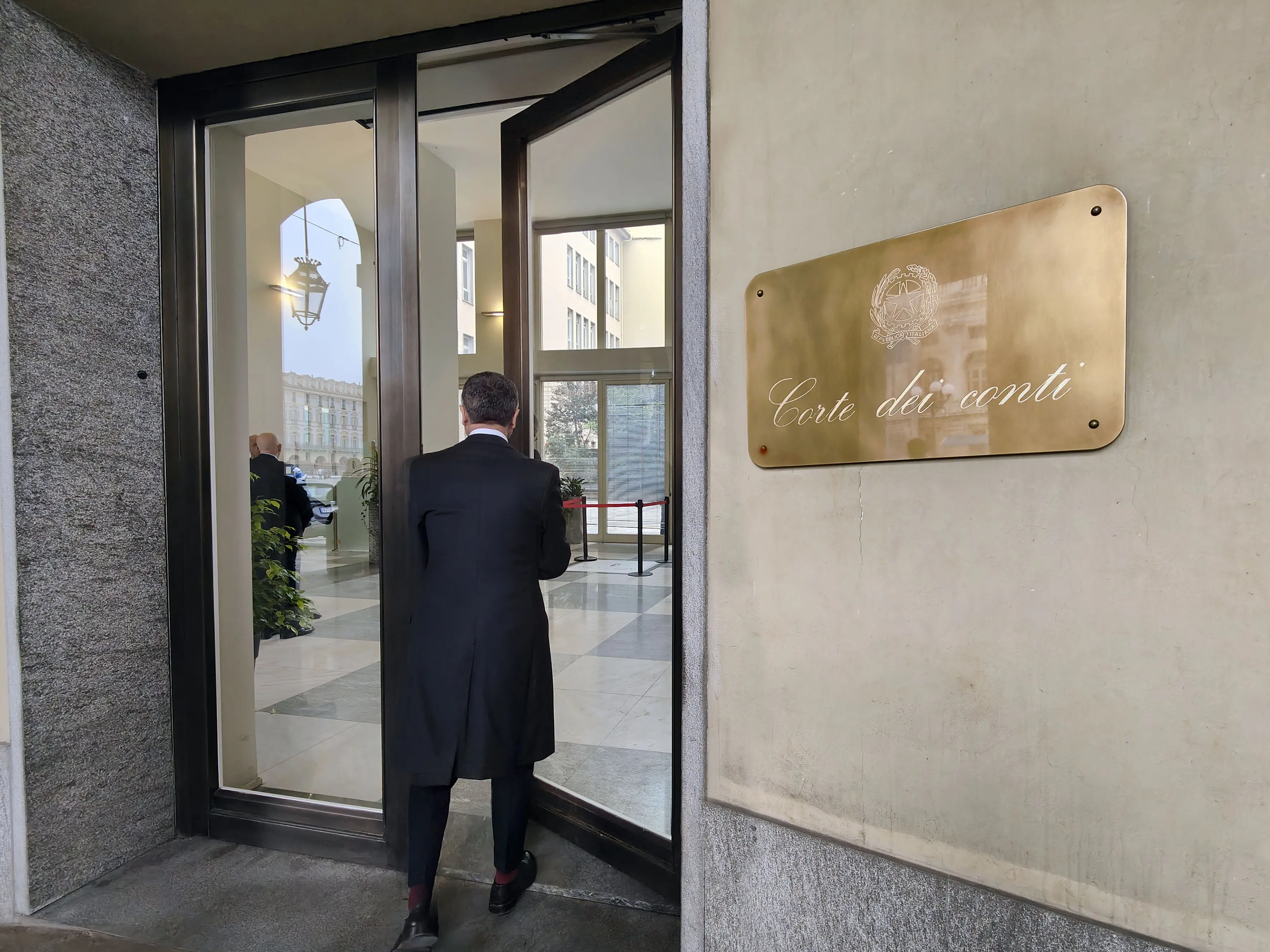 «Critiche siano rispettose dell’operato dei magistrati», la Corte dei conti interviene dopo le polemiche per il No al Ponte sullo Stretto