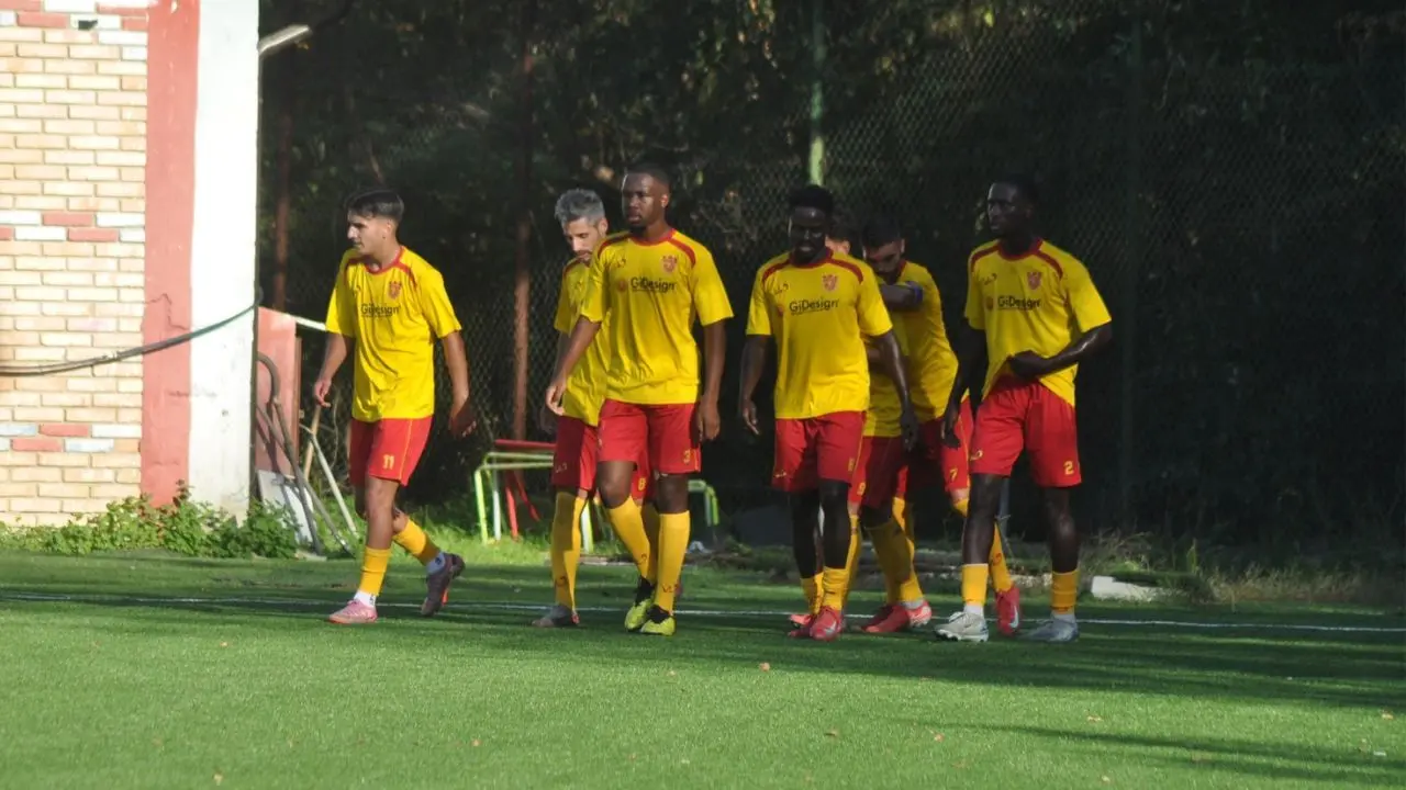 Eccellenza Calabria, le “cooperative del gol”: Praiatortora, Isola C.R. e Brancaleone davanti a tutti\n