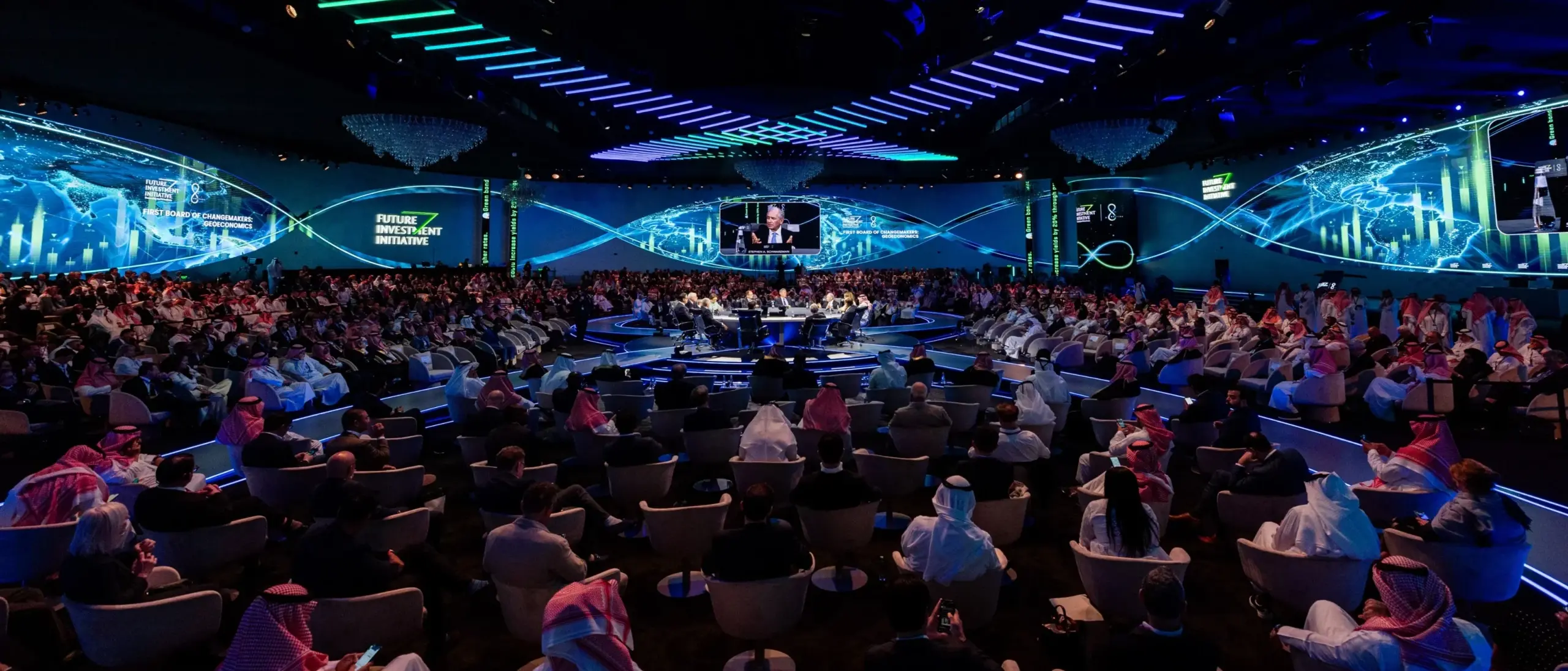 Riad ospita la “Davos del deserto”: 92 Paesi a confronto su economia, tecnologia e sviluppo sostenibile\n