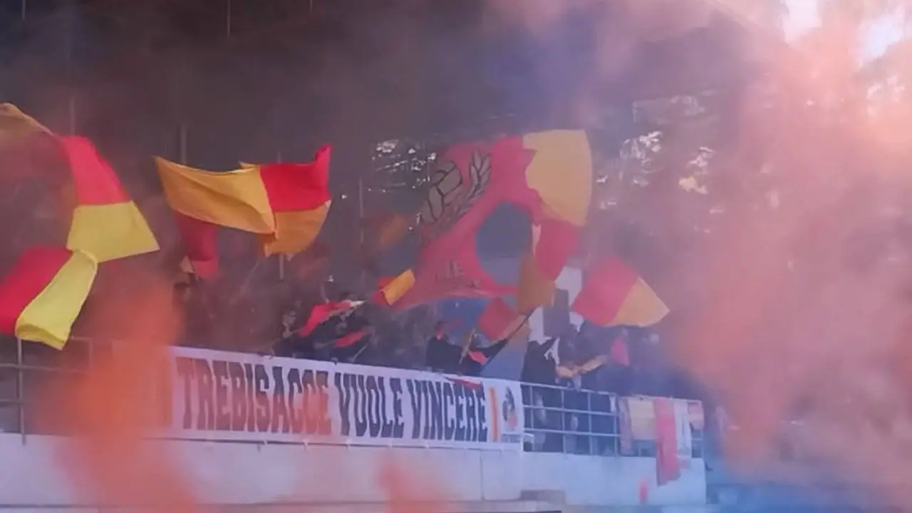 Eccellenza,\u00A0torna il derby dello Jonio: al “Rizzo” ecco Rossanese-Trebisacce. Il programma dell’ottavo turno\n