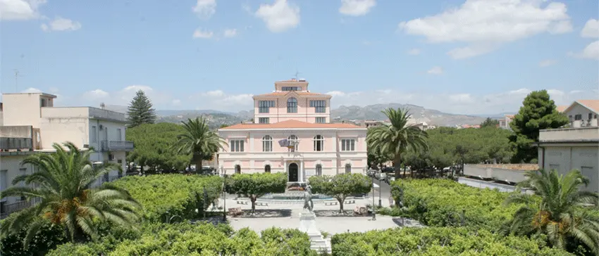 Siderno, pubblicata la graduatoria dei beneficiari della carta “Dedicata\u00A0a te”\n