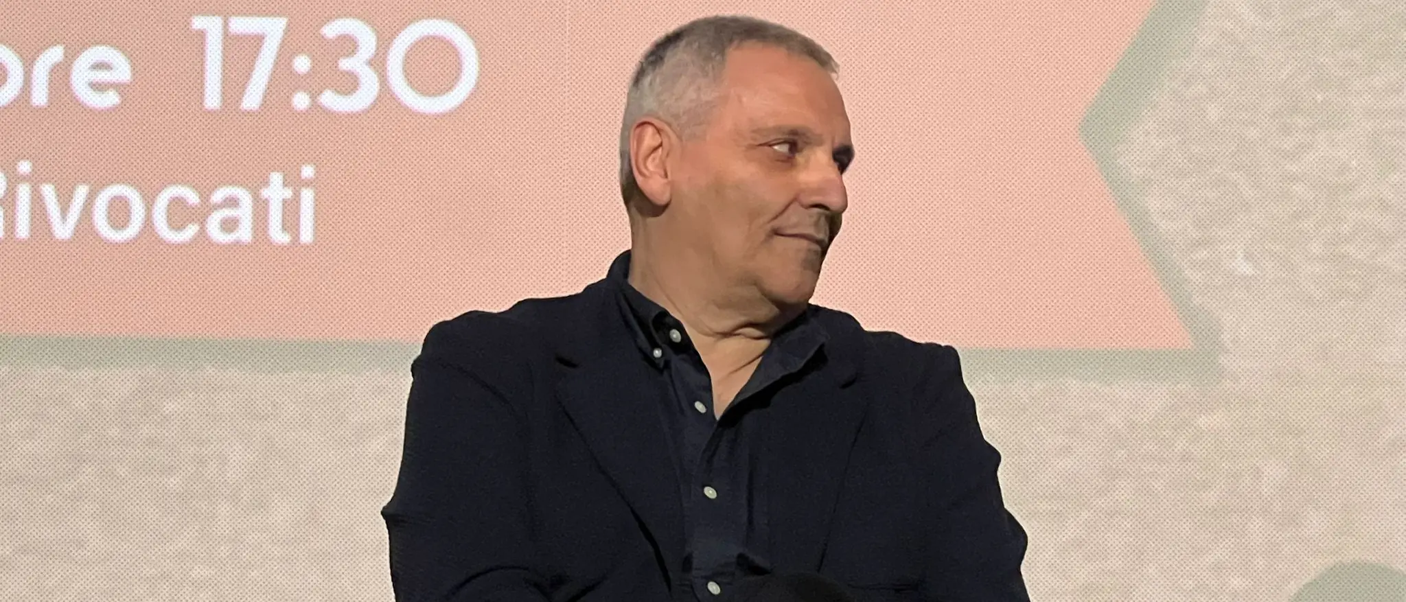 De Giovanni a Cosenza: «La Calabria merita rispetto, non copertine vuote»