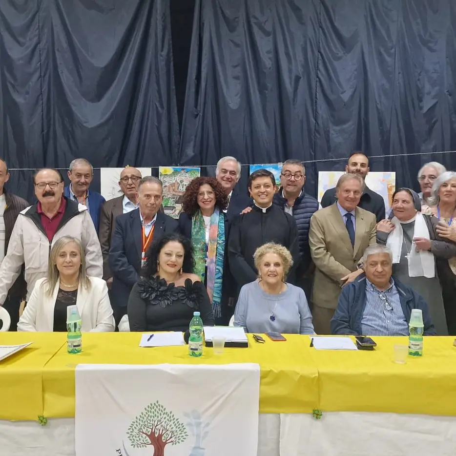 Reggio,\u00A0cerimonia di premiazione del concorso di pittura “Pennellate di Luce”\n