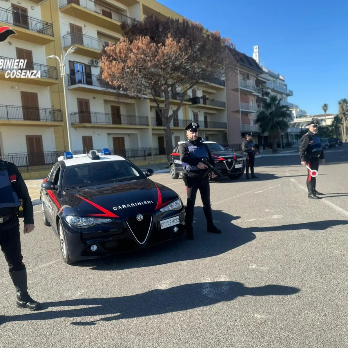Corigliano Rossano, arrestato 39enne: sequestrati oltre 600 grammi di marijuana\n
