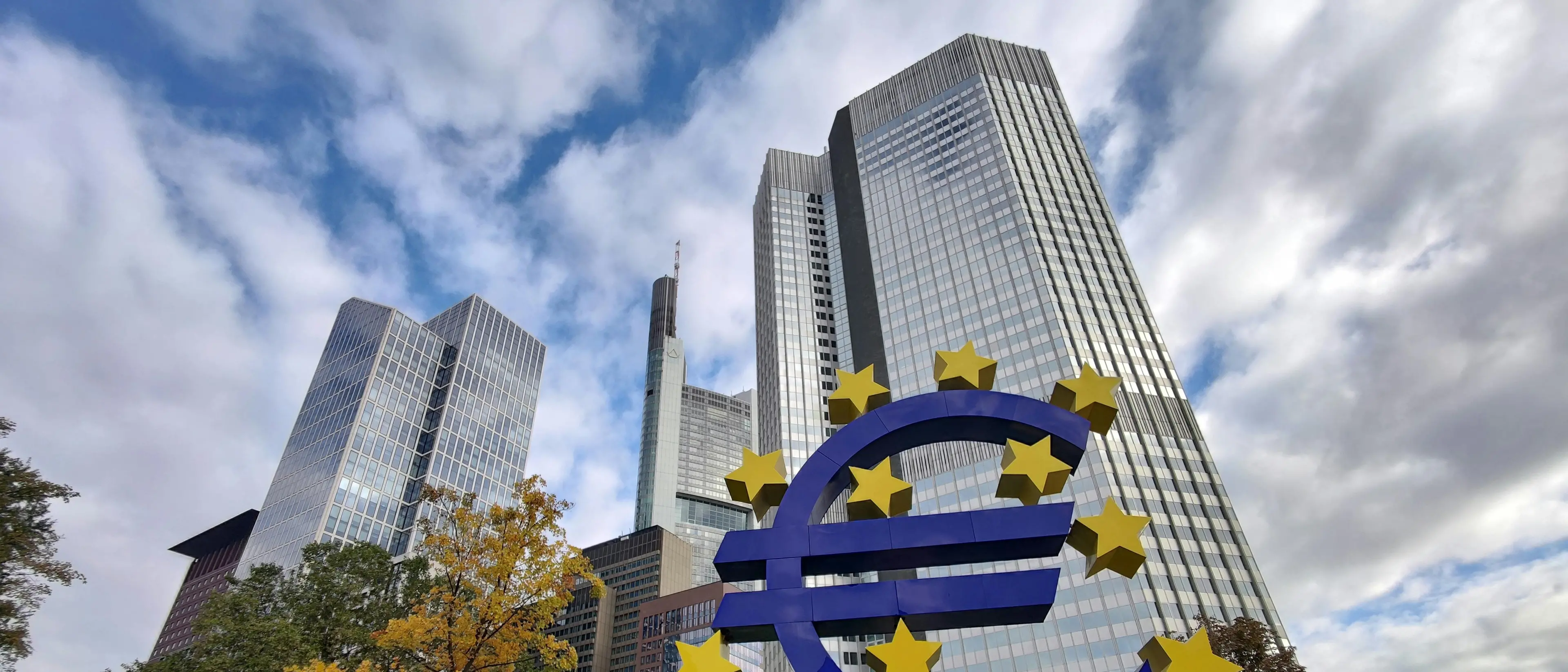 Euro digitale, via libera della Bce: nel 2027 le prime prove, nel 2029 l’esordio ufficiale\n