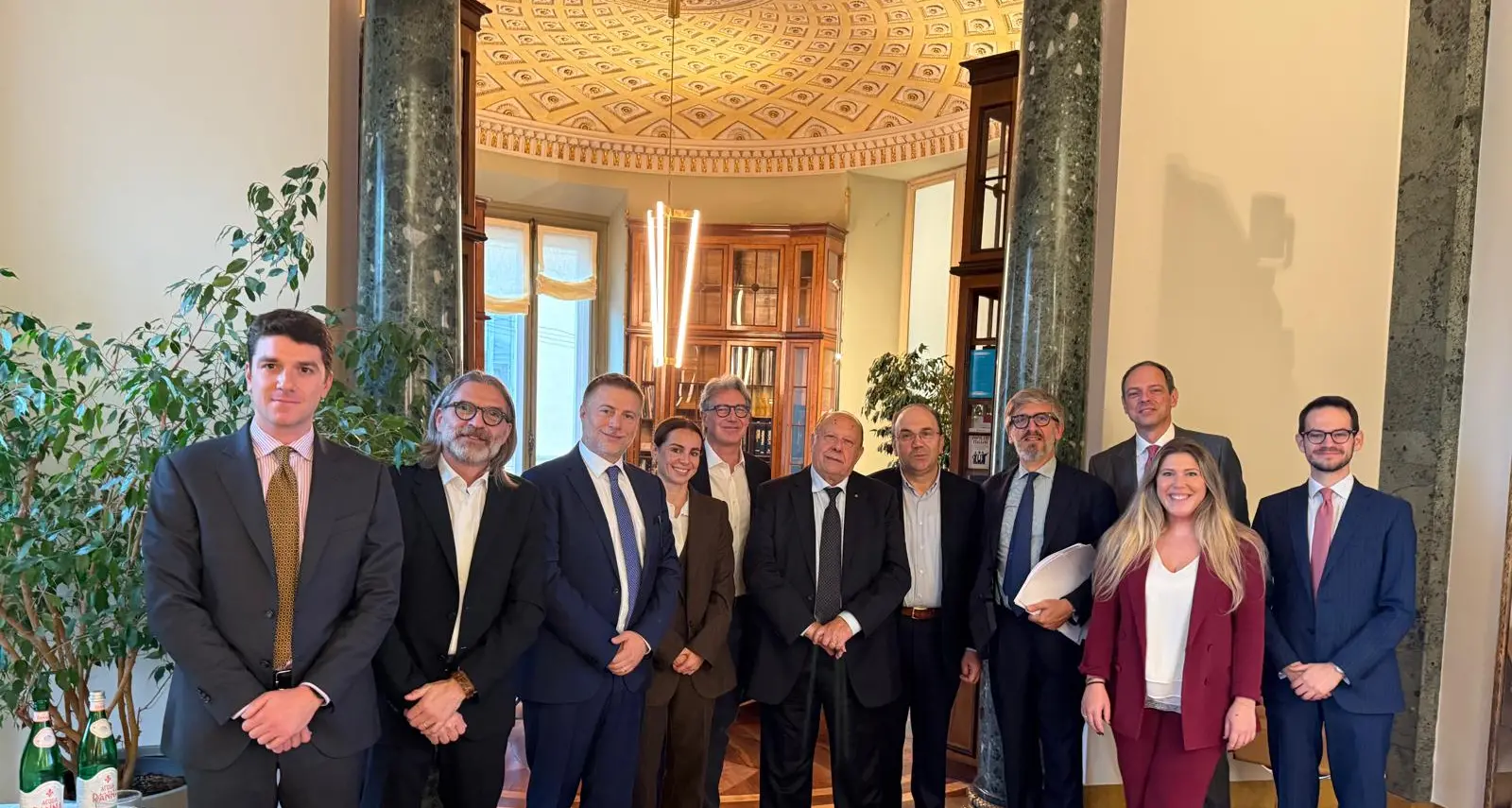 Cinzano passa al Gruppo Caffo: completato il closing per il rilancio del marchio storico\n