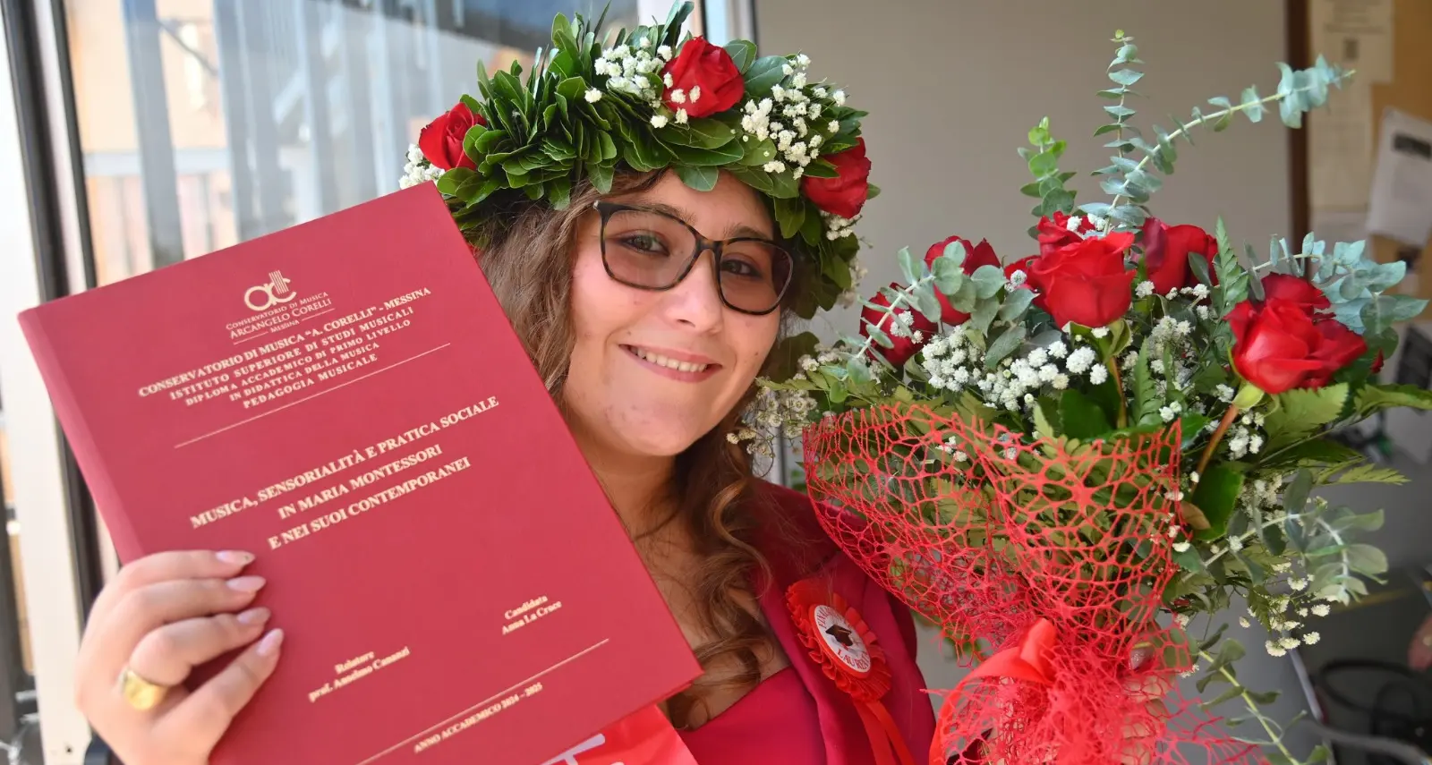 Anna La Croce, il talento batte il bullismo: a 18 anni la calabrese è\u00A0la più giovane laureata d’Italia in Didattica della Musica\n