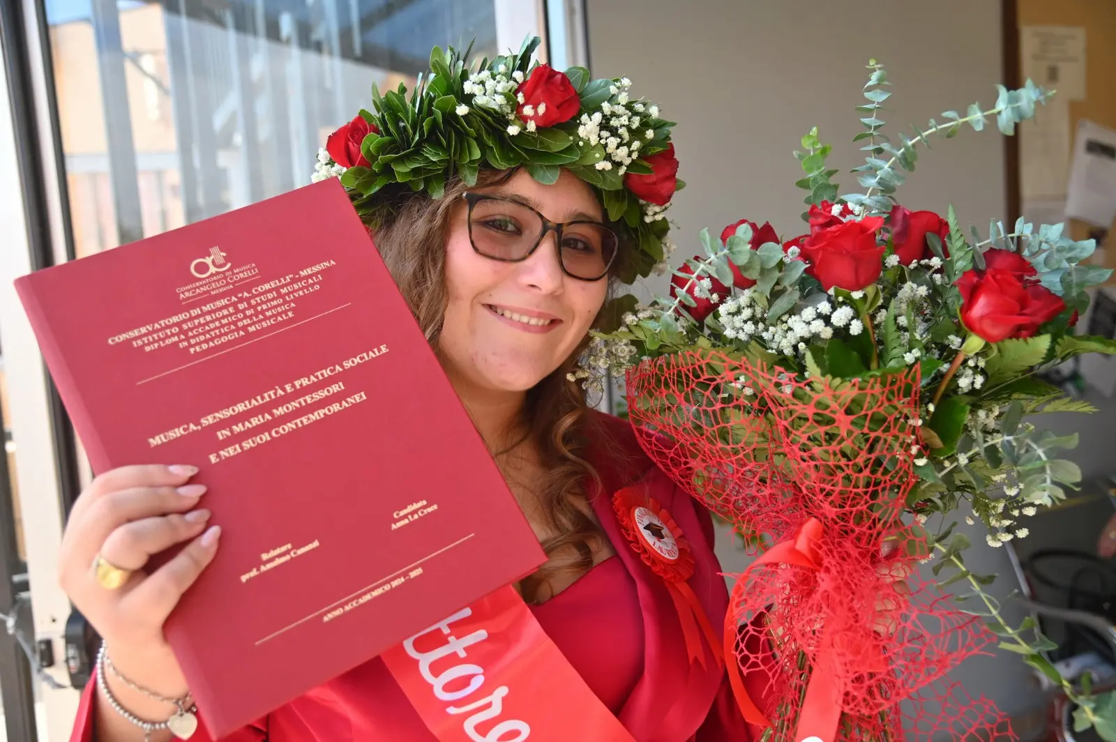 Anna La Croce, il talento batte il bullismo: a 18 anni la calabrese è\u00A0la più giovane laureata d’Italia in Didattica della Musica\n