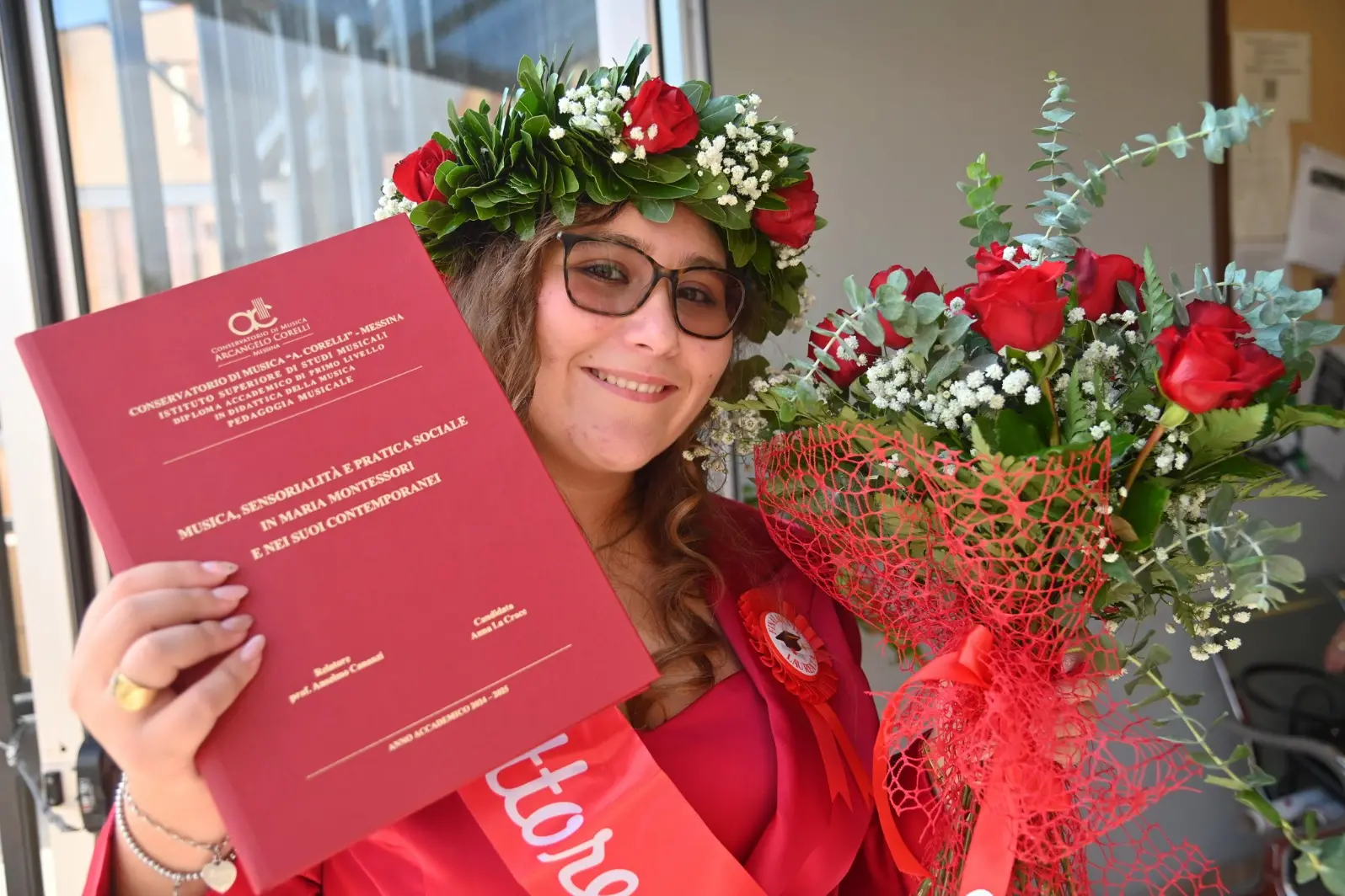 Anna La Croce, il talento batte il bullismo: a 18 anni la calabrese è\u00A0la più giovane laureata d’Italia in Didattica della Musica\n