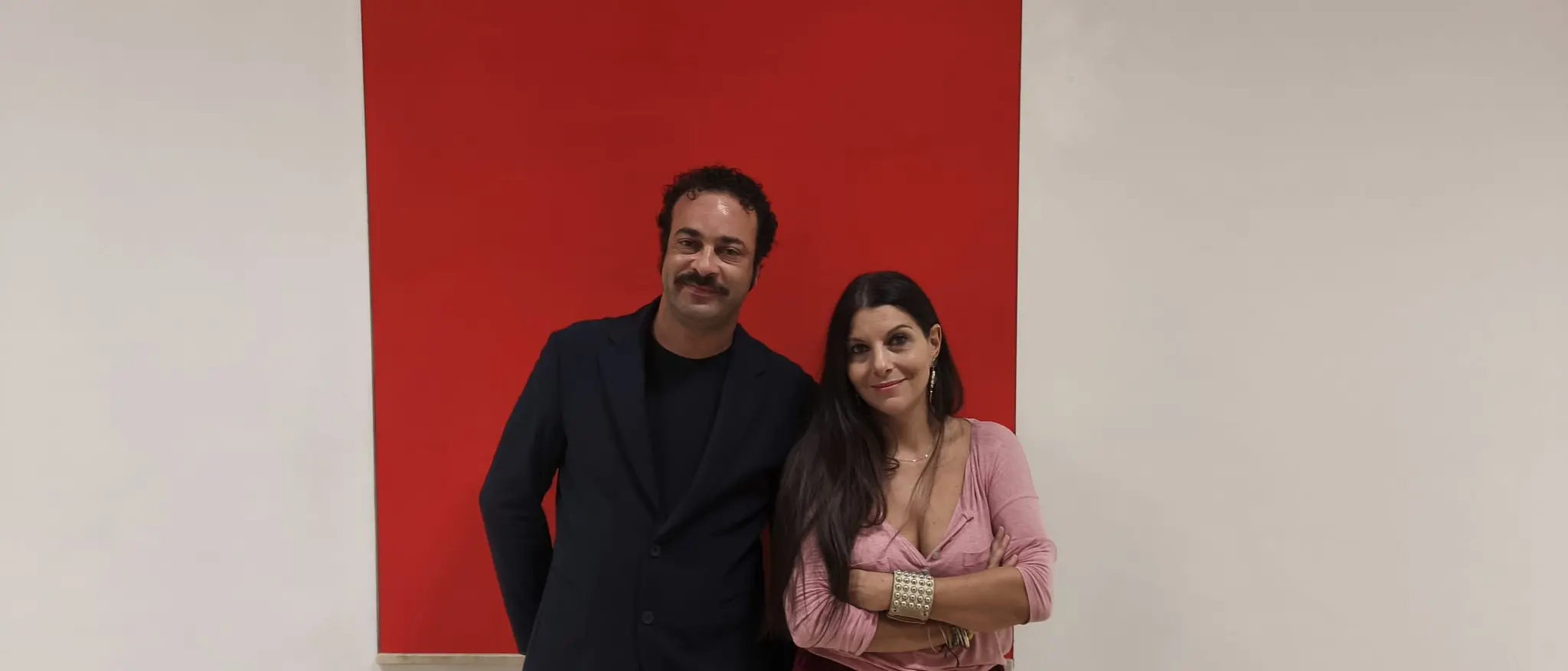 Condominio Mediterraneo, all’Accademia di Belle Arti di Reggio Calabria l’arte si fa denuncia civile: “Ecomafia e mafia del cemento in Calabria”\n