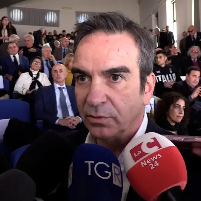 Giunta Calabria, tensione alle stelle e nomi in bilico: Occhiuto irritato e impantanato tra trattative e giochi di potere\n