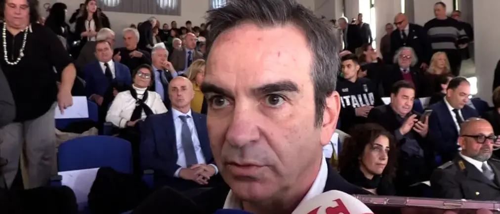 Giunta Calabria, tensione alle stelle e nomi in bilico: Occhiuto irritato e impantanato tra trattative e giochi di potere\n