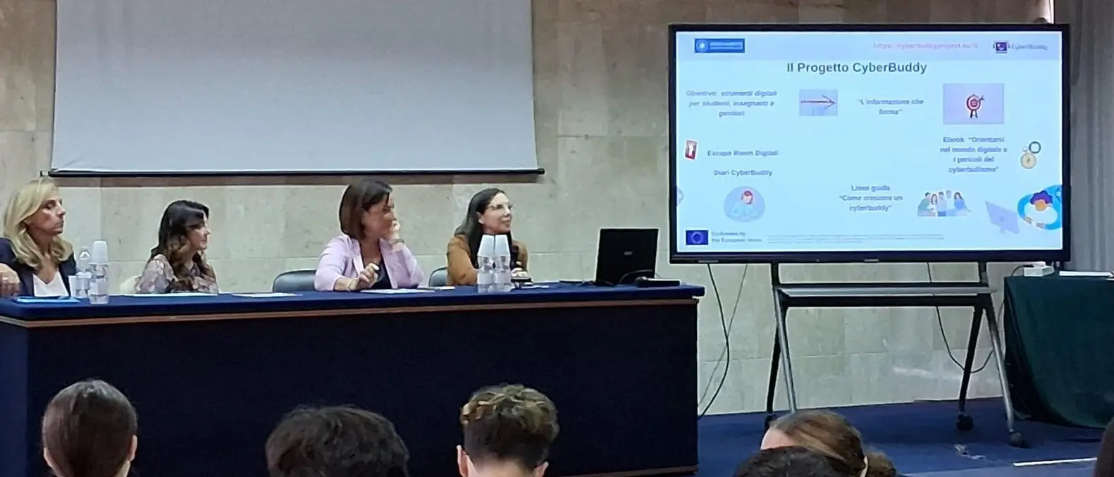 Reggio, da Cyberbully a CyberBuddy: insieme per un web più sicuro e amichevole\n