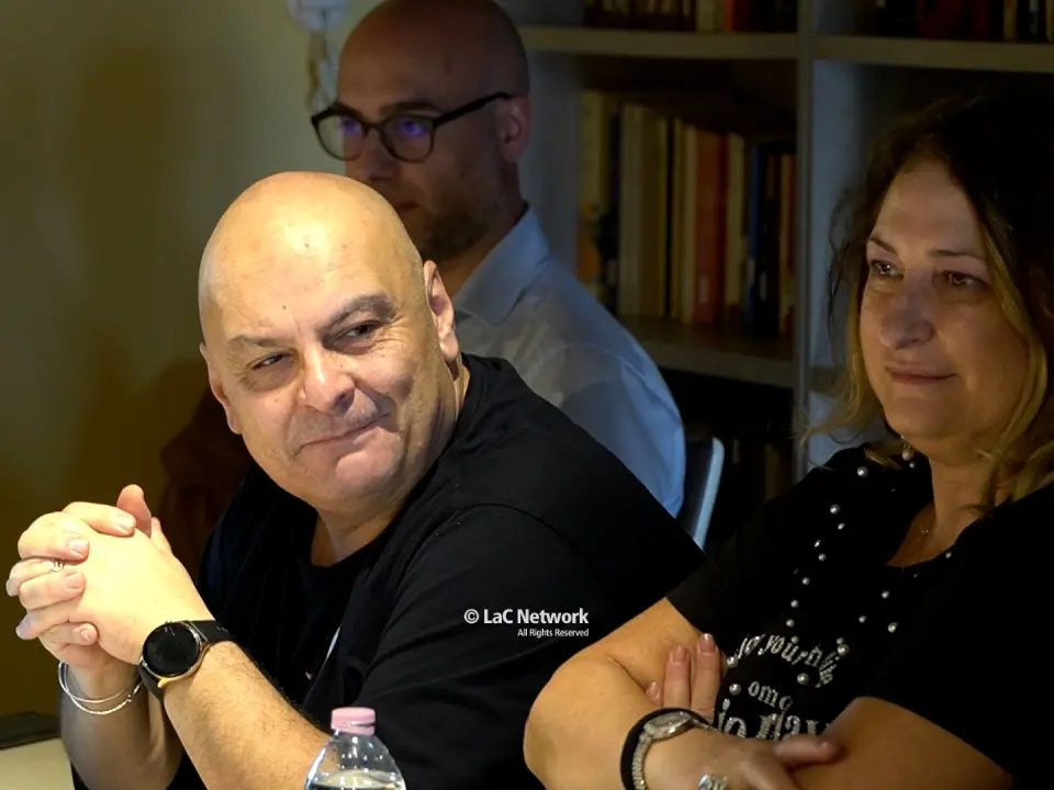 Prevenzione dei tumori al seno e del melanoma, i consigli dell’oncologo Ivano Schito: «Bisogna evitare certi comportamenti»