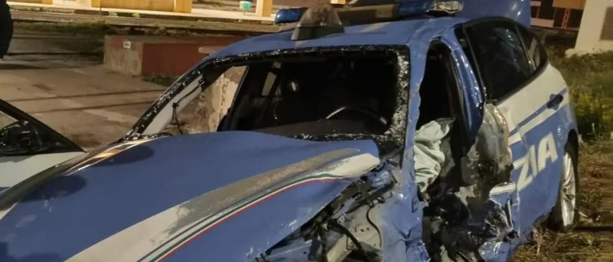 Torre del Greco, poliziotto muore nello schianto in viale Europa: arrestato il conducente del Suv\n