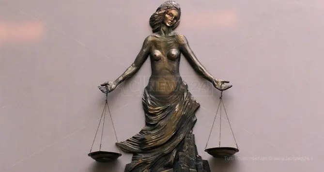 Separazione delle carriere, una riforma monca che non risolve l’emergenza giustizia\n