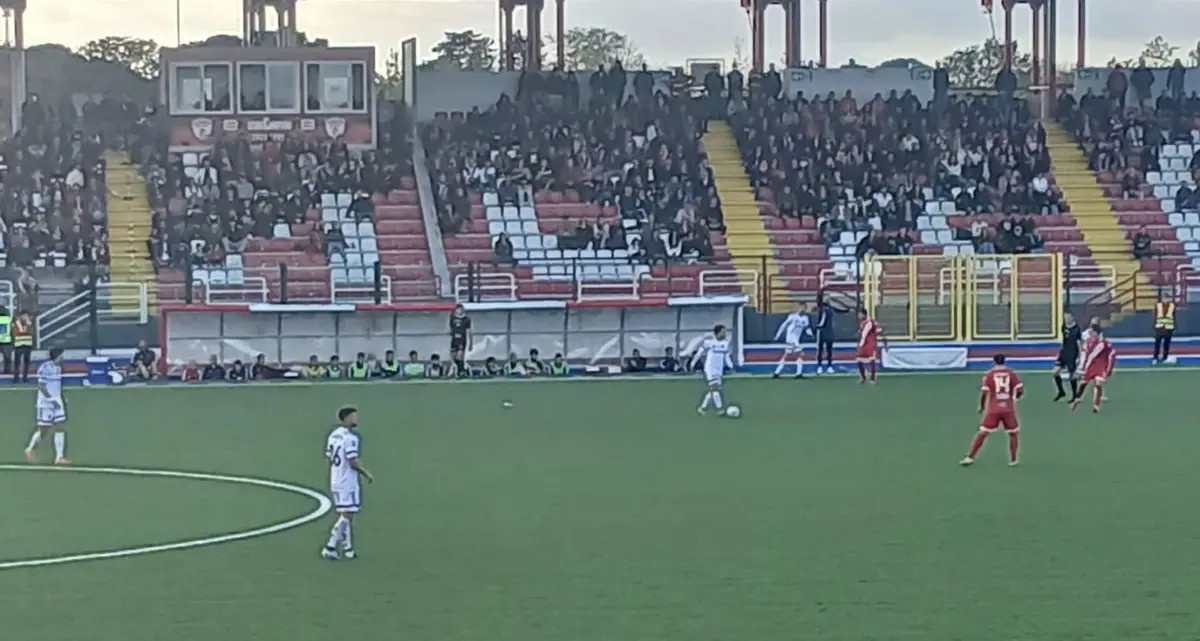 Team Altamura-Cosenza finisce in parità (1-1). Ma l’arbitro annulla un gol regolare a Florenzi\n