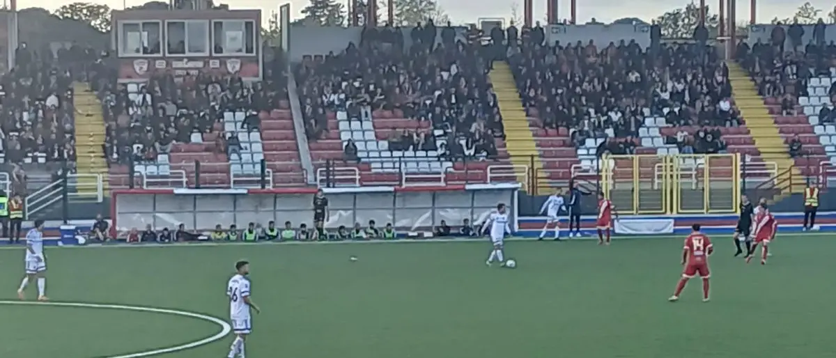 Team Altamura-Cosenza finisce in parità (1-1). Ma l’arbitro annulla un gol regolare a Florenzi\n